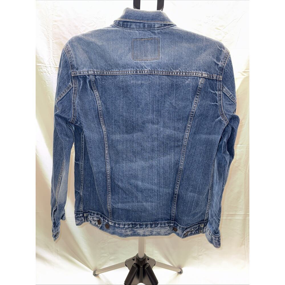 Women's Levi 72334 Jean Jacket Size: M‎ - Picture 2 of 8